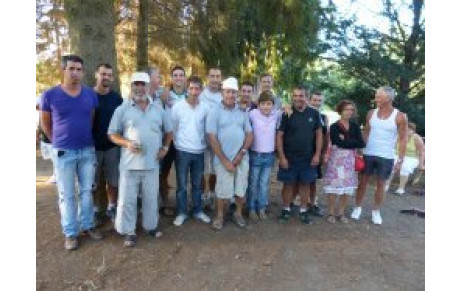 Quand les pongistes se mettent à la pétanque