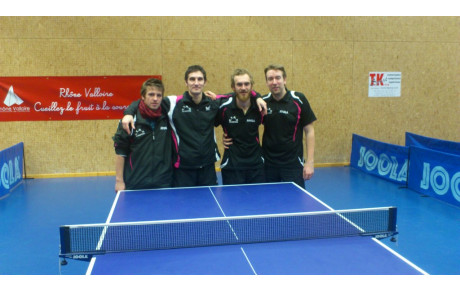 Les équipes 1 et 2 restent invaincues!