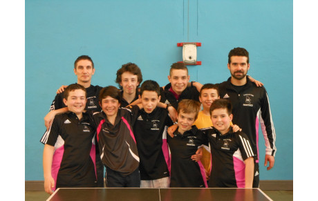 La jeunesse Manthenoise assume son statut au Top Open!